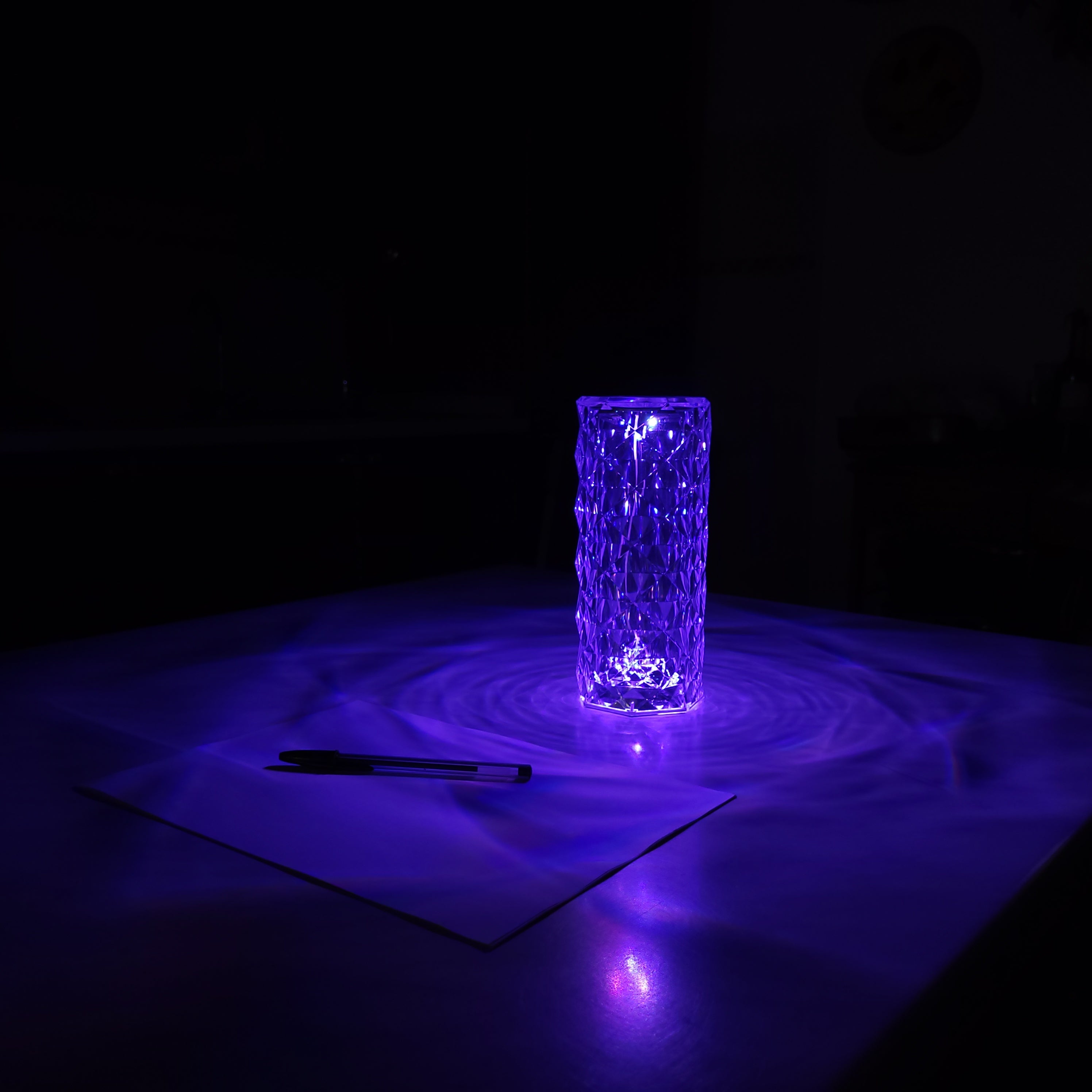 CRYSTANE™ DIAMOND LAMP